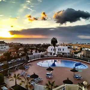https://sunny-apartment-colina-blanca.tenerifehoteles.net